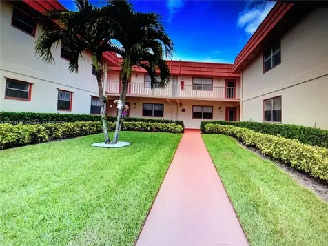21 Saxony A Delray Beach FL 33446