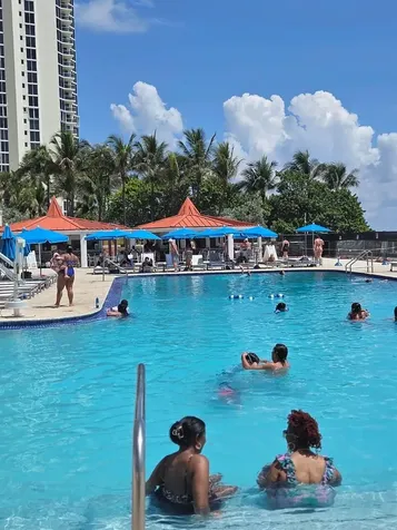 19201 Collins Avenue Sunny Isles Beach FL 33160