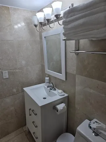 19201 Collins Avenue Sunny Isles Beach FL 33160
