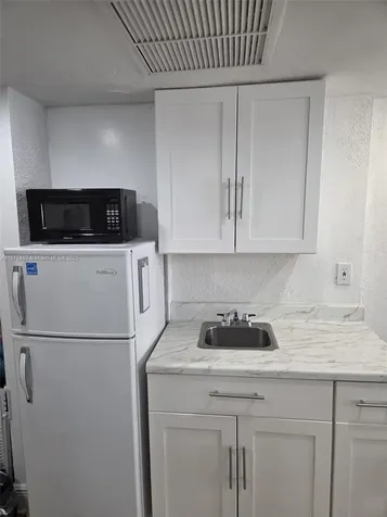 19201 Collins Avenue Sunny Isles Beach FL 33160
