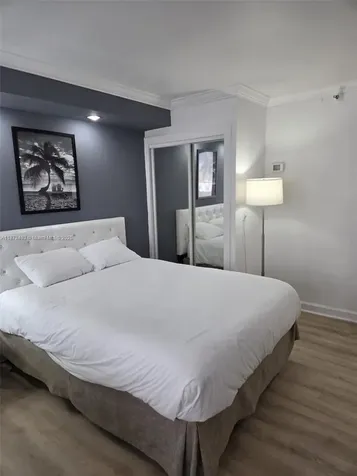 19201 Collins Avenue Sunny Isles Beach FL 33160