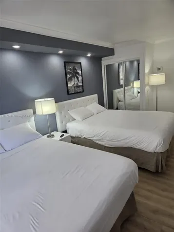19201 Collins Avenue Sunny Isles Beach FL 33160