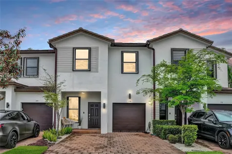 136 SW 185th Way Pembroke Pines FL 33029