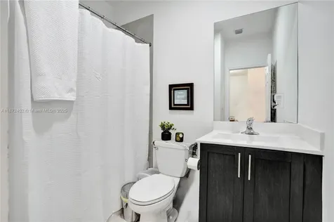 136 SW 185th Way Pembroke Pines FL 33029