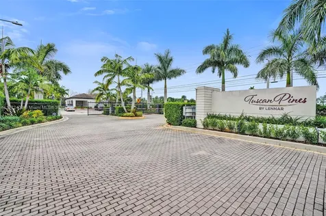 136 SW 185th Way Pembroke Pines FL 33029