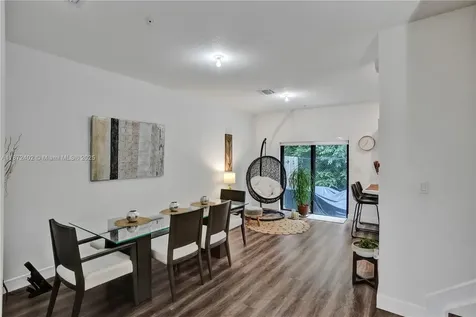 136 SW 185th Way Pembroke Pines FL 33029