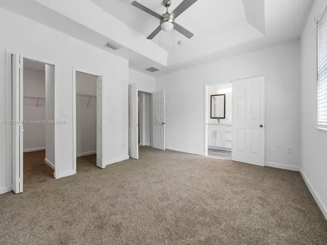 1366 SE 26th Avenue Homestead FL 33035