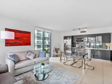 31 SE 6th Street Miami FL 33131