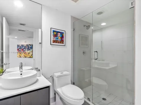 31 SE 6th Street Miami FL 33131