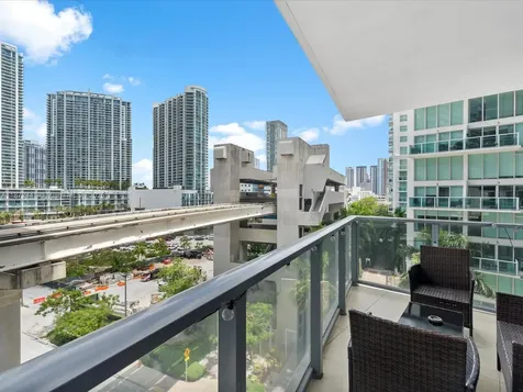 31 SE 6th Street Miami FL 33131
