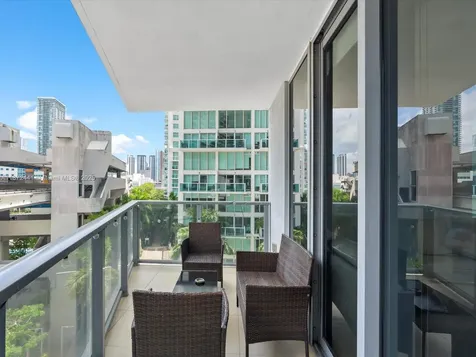 31 SE 6th Street Miami FL 33131