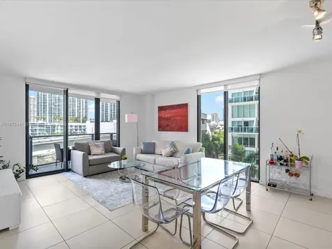 31 SE 6th Street Miami FL 33131