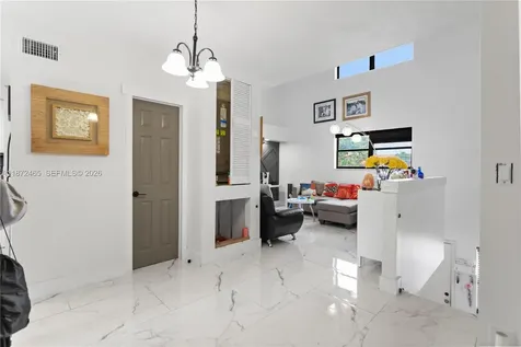 949 SW 113th Terrace Pembroke Pines FL 33025