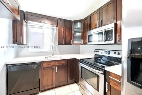 7830 Dickens Avenue Miami Beach FL 33141