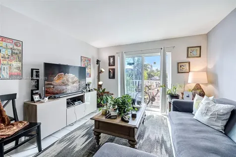 7830 Dickens Avenue Miami Beach FL 33141