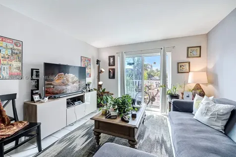 7830 Dickens Avenue Miami Beach FL 33141