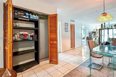 7830 Dickens Avenue Miami Beach FL 33141