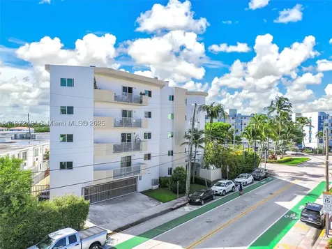 7830 Dickens Avenue Miami Beach FL 33141