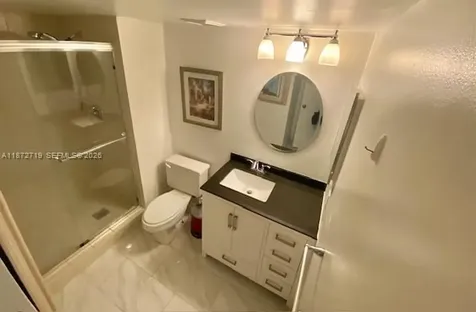 437 Lakeview Drive Weston FL 33326