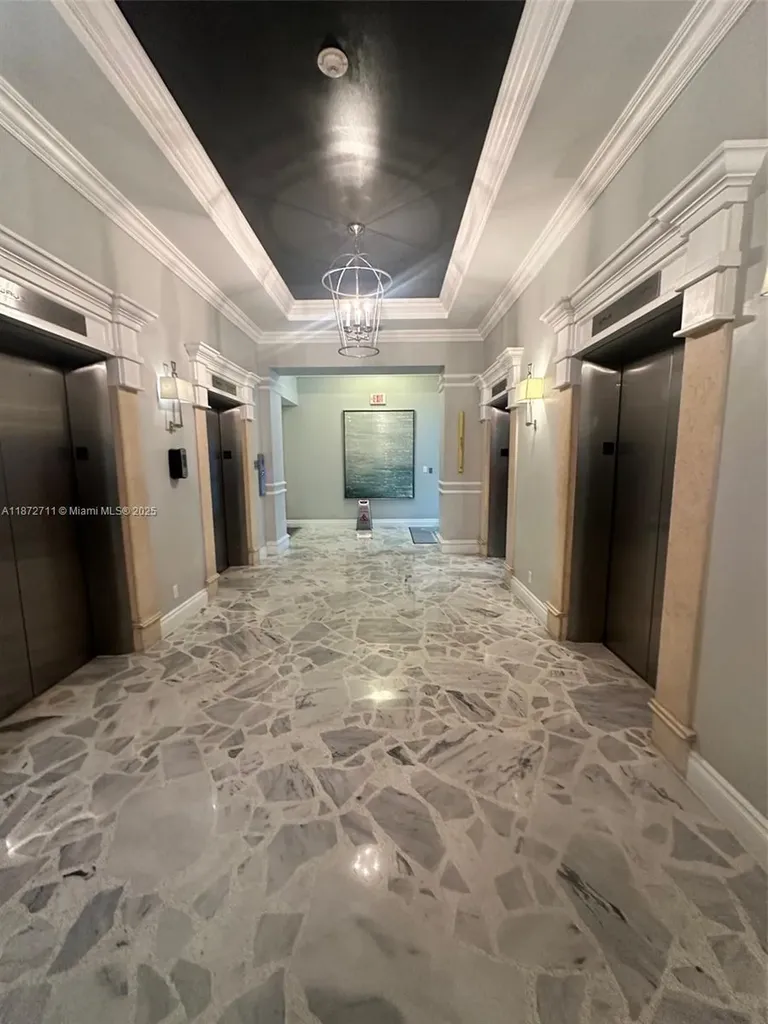 2501 S Ocean Drive Hollywood FL 33019
