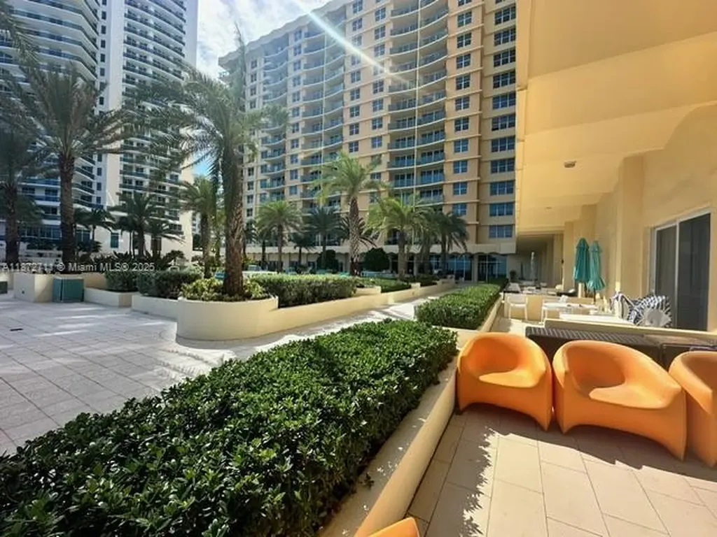 2501 S Ocean Drive Hollywood FL 33019