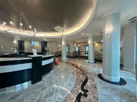 2501 S Ocean Drive Hollywood FL 33019
