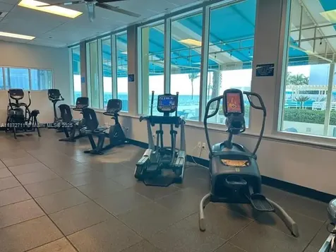 2501 S Ocean Drive Hollywood FL 33019