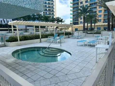 2501 S Ocean Drive Hollywood FL 33019