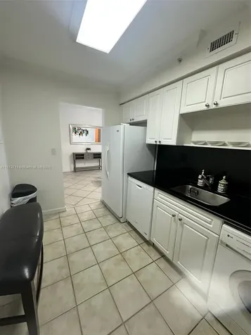 2501 S Ocean Drive Hollywood FL 33019