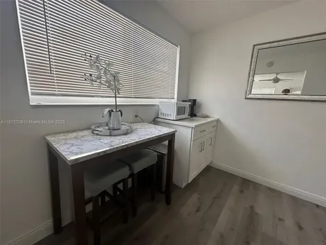 116 SE 9th Court Hallandale Beach FL 33009