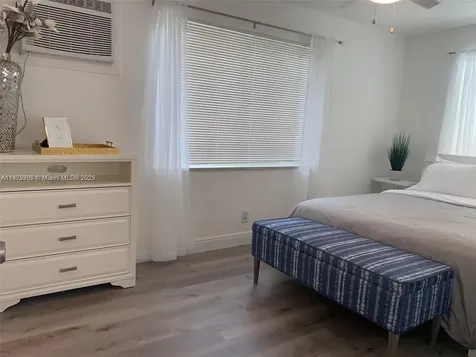 116 SE 9th Court Hallandale Beach FL 33009