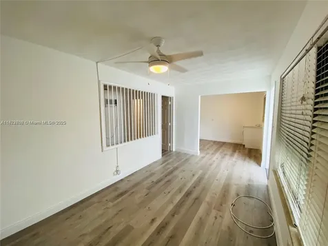116 SE 9th Court Hallandale Beach FL 33009