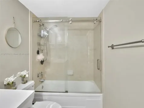 2780 NE 183rd Street Aventura FL 33160