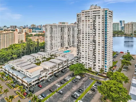 2780 NE 183rd Street Aventura FL 33160