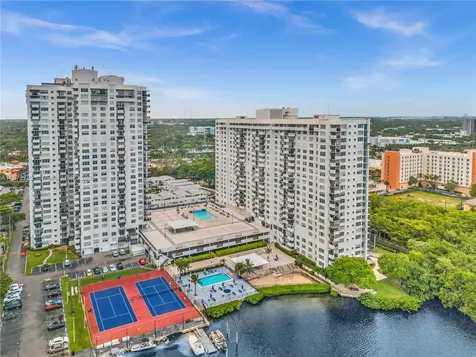 2780 NE 183rd Street Aventura FL 33160