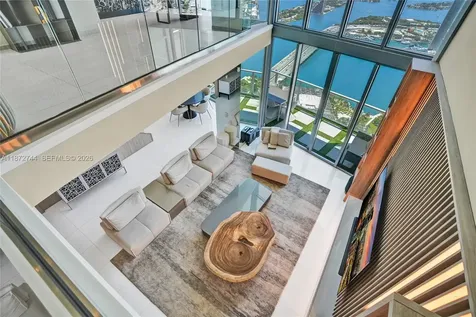 1100 Biscayne Boulevard Miami FL 33132