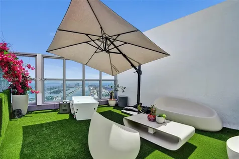 1100 Biscayne Boulevard Miami FL 33132