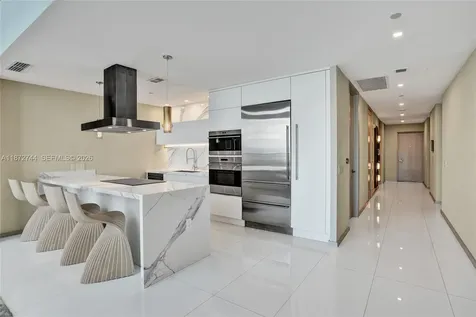 1100 Biscayne Boulevard Miami FL 33132