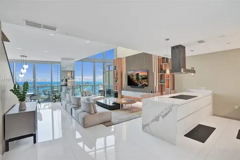 1100 Biscayne Boulevard Miami FL 33132