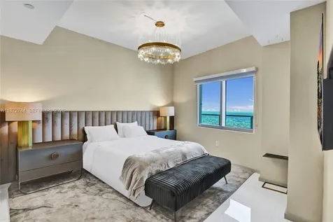 1100 Biscayne Boulevard Miami FL 33132