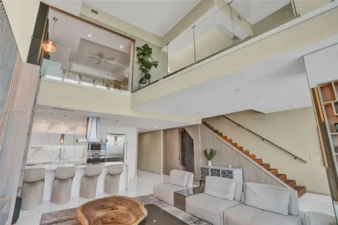 1100 Biscayne Boulevard Miami FL 33132