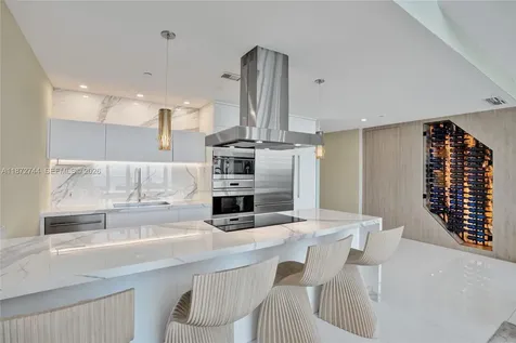 1100 Biscayne Boulevard Miami FL 33132