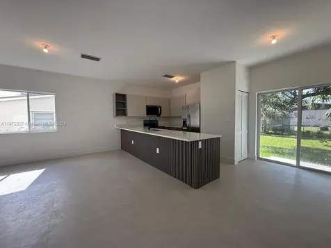 2788 NW 9th Place Fort Lauderdale FL 33311