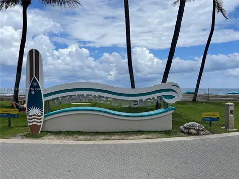 3033 Berkshire B Deerfield Beach FL 33442