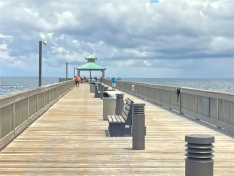 3033 Berkshire B Deerfield Beach FL 33442