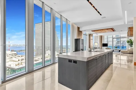 200 Biscayne Boulevard Way Miami FL 33131