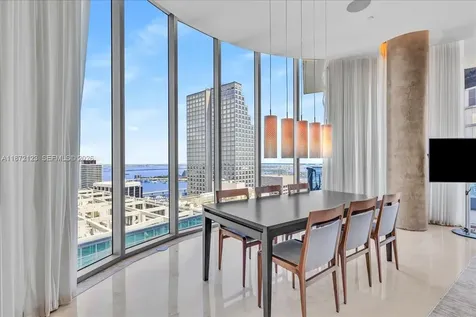 200 Biscayne Boulevard Way Miami FL 33131