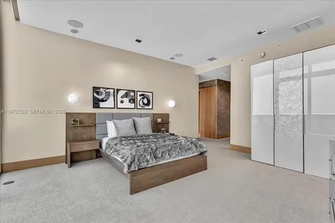 200 Biscayne Boulevard Way Miami FL 33131