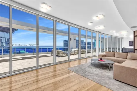 200 Biscayne Boulevard Way Miami FL 33131