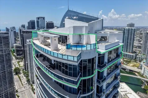 200 Biscayne Boulevard Way Miami FL 33131